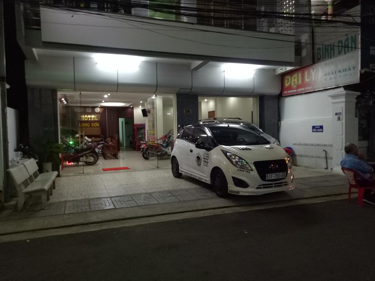 Long Son Hotel ブンタオ エクステリア 写真